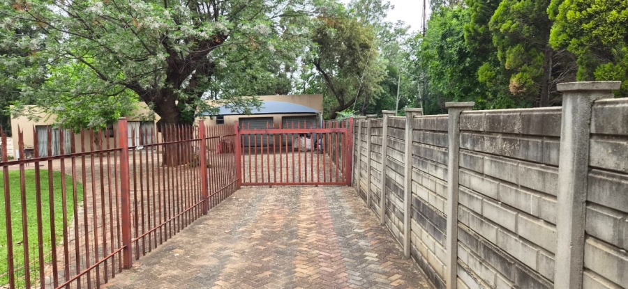 3 Bedroom Property for Sale in Stilfontein Ext 3 North West